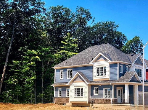 Spacious Family-Friendly Bright New House 