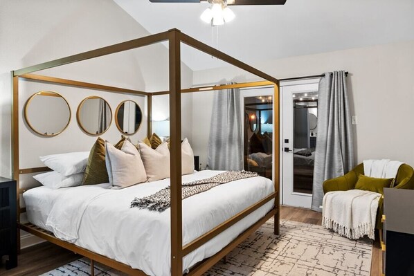 2 bedrooms, desk, iron/ironing board, travel cot