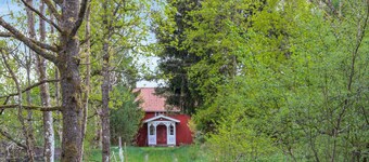 Nice home in Strömsnäsbruk