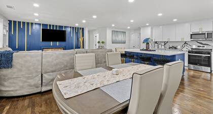 Cozy Decatur Home with Indoor Fireplace & Firepit