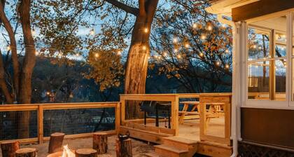 River Retreat: Sauna, Hot Tub, Cold Plunge & More