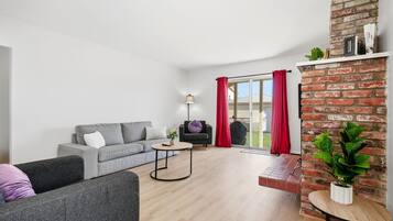 Smart-TV, Kamin, Drucker