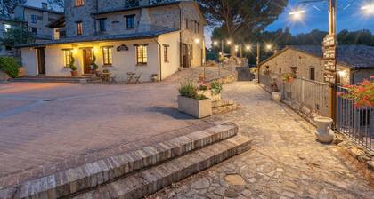 Agriturismo Borgo Pulciano in Montone