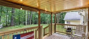 Gorgeous house on Highland Lake next to Pleasant Mountain!