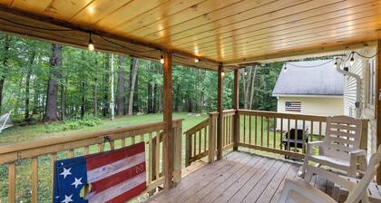 Gorgeous house on Highland Lake next to Pleasant Mountain!