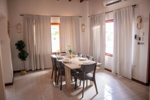 Dining - Island Get-away -3BR-2BA w/Pool in Oranjestad (Oranjestad)