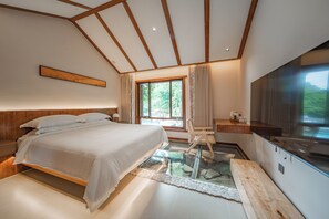 Habitación de lujo, vistas a la colina | Cortinas opacas, sistema de insonorización, wifi gratis