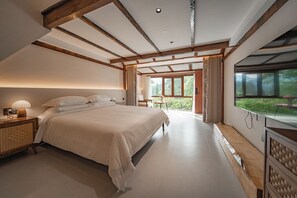 Dongzhi Family Room With Whole House Heating, Starry Sky Loft (Musu Bedding, Hd Projection, And Stun | Blackout curtains, soundproofing, free WiFi - ZhangJiaJieFuXiErYi (Zhangjiajie)