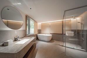 Lichun Deluxe Room With Mountain View And Whole House Heating (Deep Soaking Tub, Bamboo Landscape, H | Blackout curtains, soundproofing, free WiFi - ZhangJiaJieFuXiErYi (Zhangjiajie)