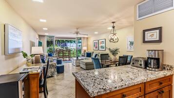 Apartment | 1 bedroom, desk, Internet