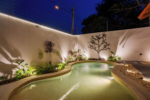 Outdoor pool, a heated pool