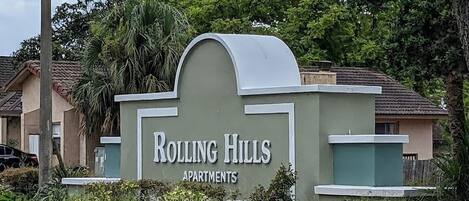 تفاصيل الفندق من الخارج