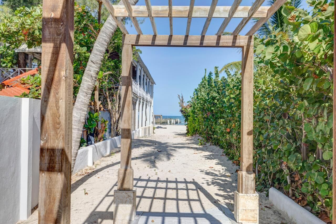 Una playa cerca
