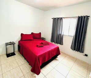 2 bedrooms, desk, iron/ironing board, WiFi - Apartamento próximo à UNESP, Amplo e Bem Localizado.  (Jardim Flamboyant Botucatu)