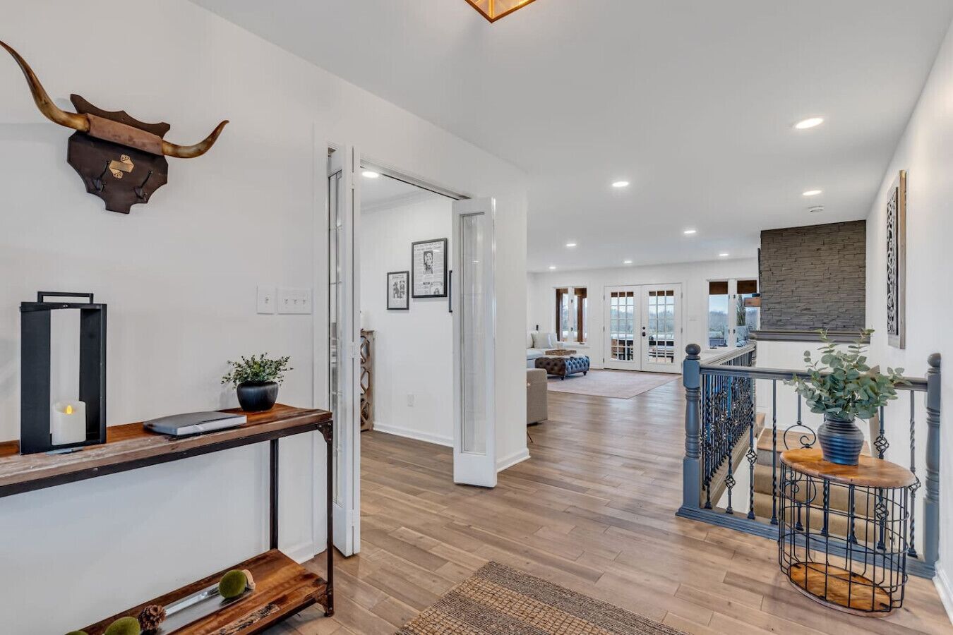 المنشأة من الداخل