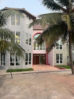 Fachada da propriedade