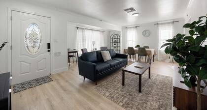 Dreamy 2-Bedroom Retreat in the Heart of Sac