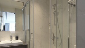 Bathroom - Tango INN Taipei Kaifong (Taipei)
