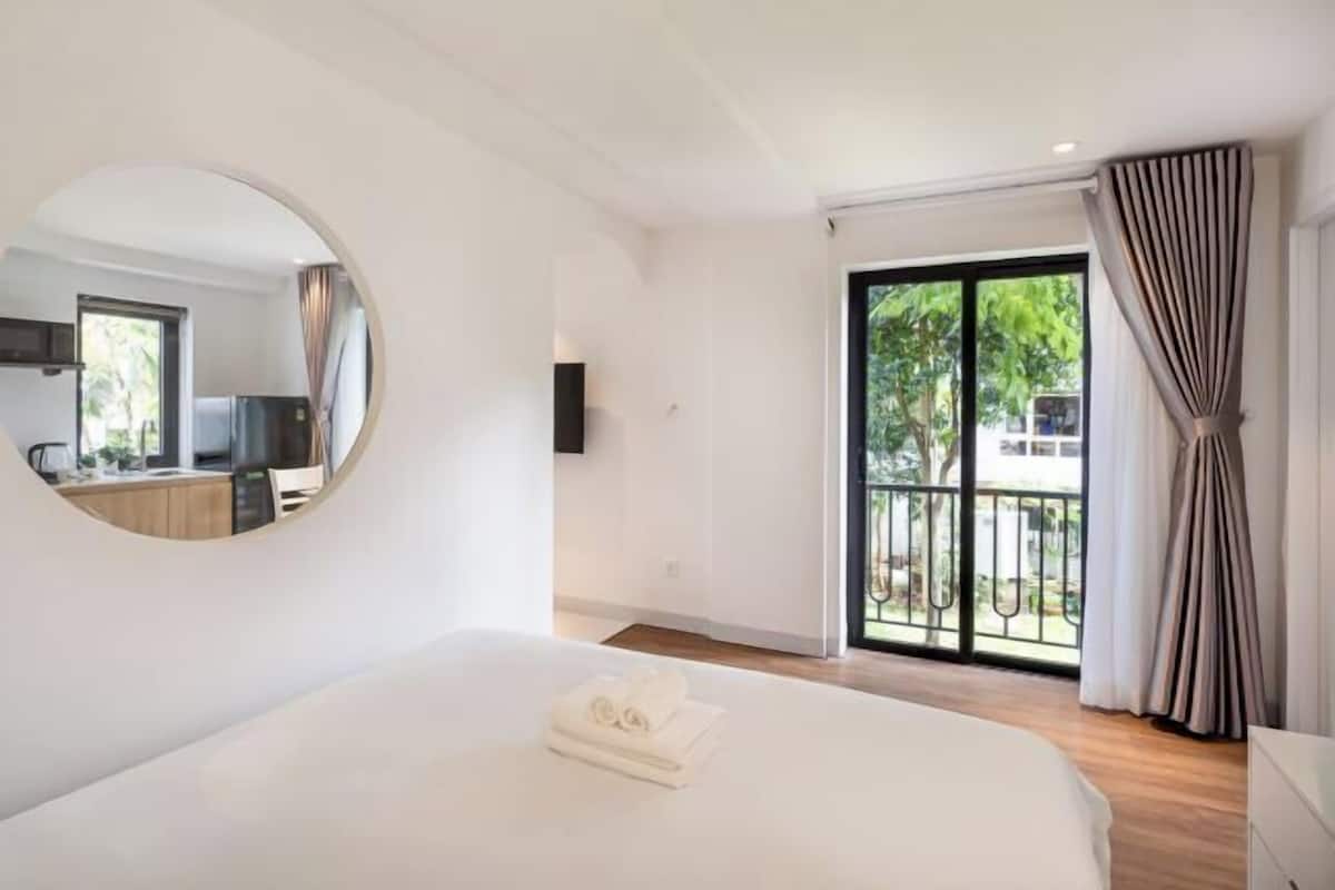 1 bedroom, free WiFi, bed sheets
