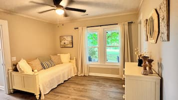 2 chambres, Wi-Fi gratuit, draps fournis