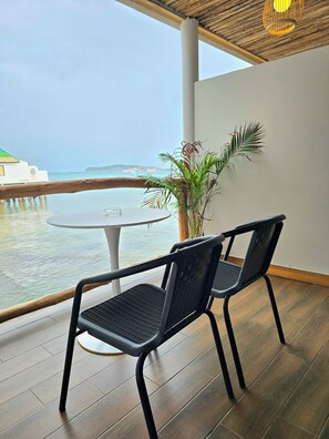 Habitación básica, vista al resort | Terraza o patio