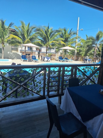 Terrace/patio. Ensenada resort punta rusia