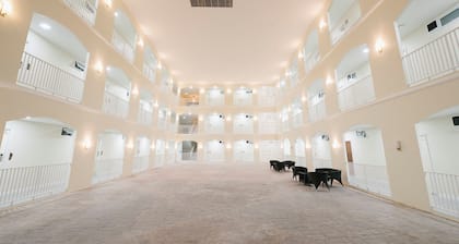 Eng Fah Luang Hotel