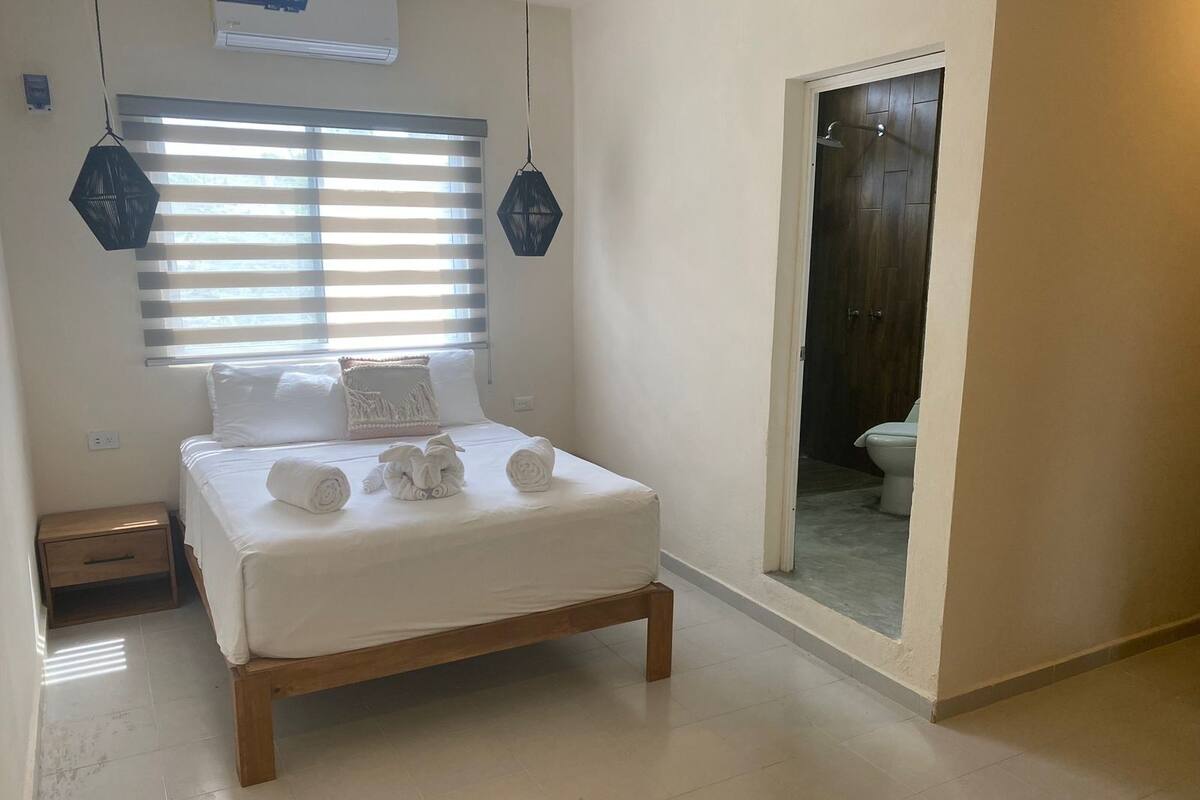 Standard Room | Blackout drapes, WiFi (free)