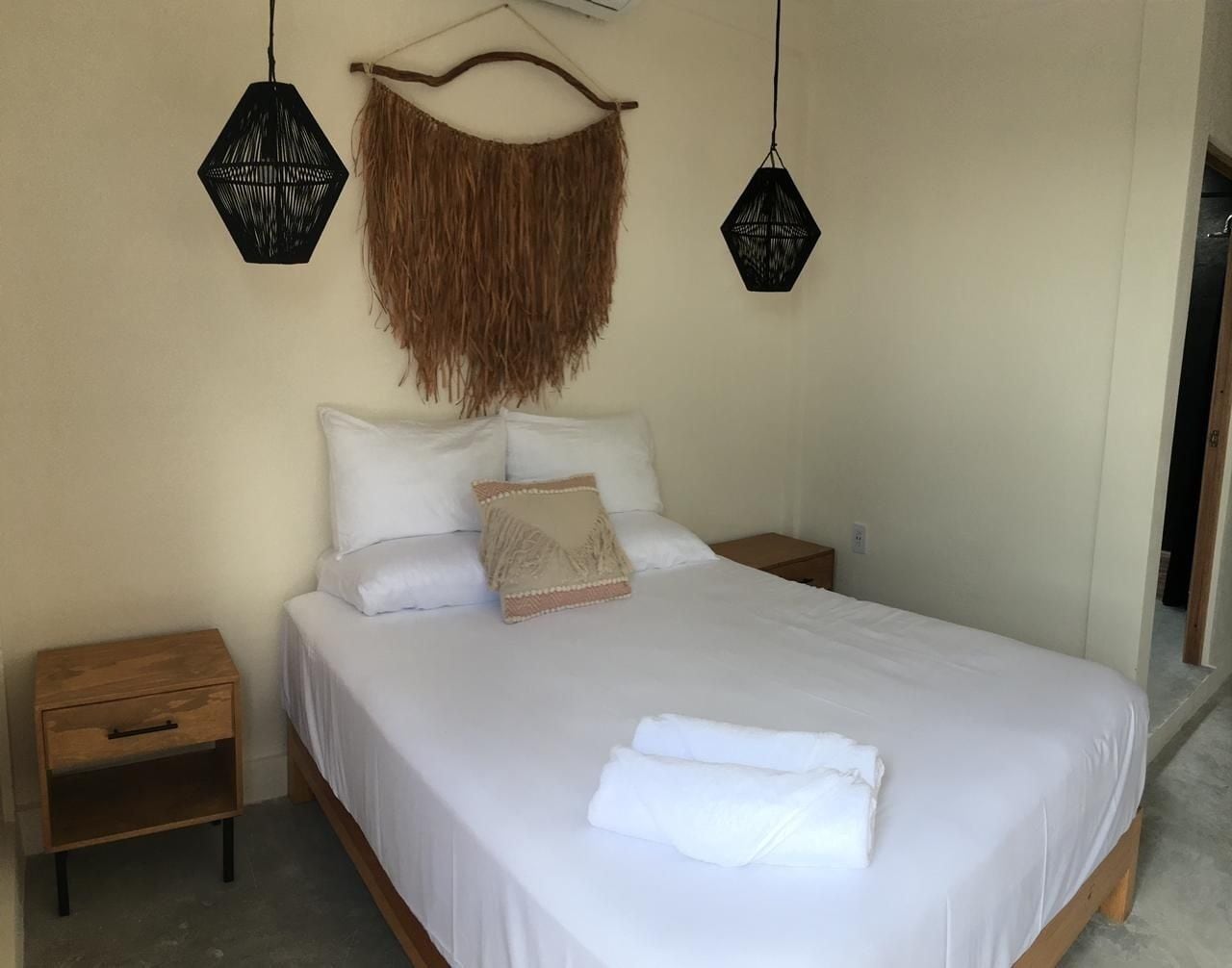 Blackout curtains, free WiFi