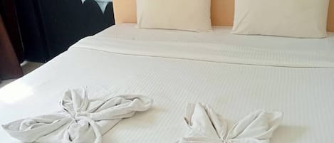 Standard Double Room, Balcony | Soundproofing, free WiFi