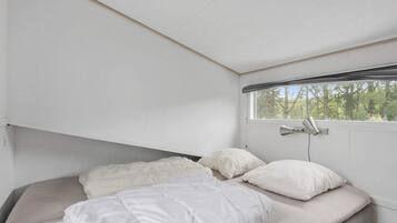 House | 2 bedrooms, individually furnished