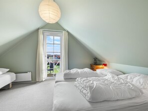 3 bedrooms, internet