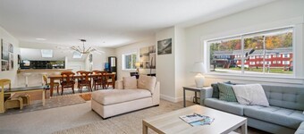 Stunning 4-Bed, 4-Bath Killington Apartment – Pet-Friendly, Sleeps 8