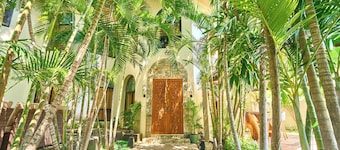 Dos Maya by Araw Residences