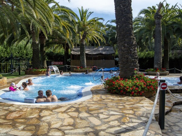 House | Pool