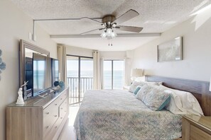 2 bedrooms, iron/ironing board, free WiFi