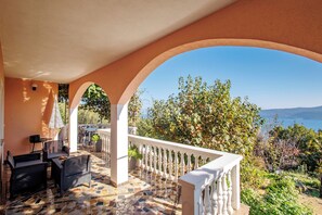 Appartamento Standard, camere multiple, lato montagna (Seaview House - Magdalena Apartment) | Terrazza/patio