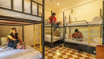 Deluxe Shared Dormitory, 6 Bedrooms, Mountain View | Free WiFi