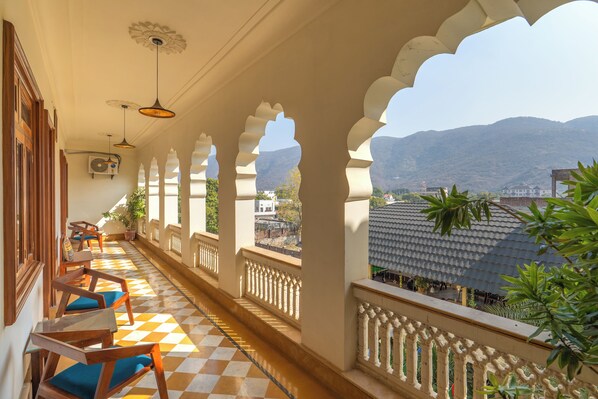 Deluxe Double Room, Mountain View | Terrace/patio