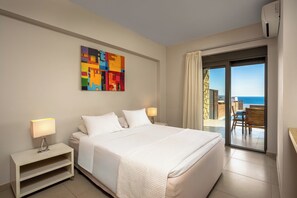 3 chambres, fer et planche à repasser, Wi-Fi gratuit, draps fournis