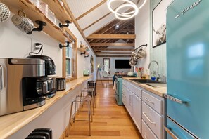 Coffee/tea maker, fridge, microwave, oven - Perfect Couples’ Cabin: Fireplace, Firepit, & Wine Nearby (Hawley)