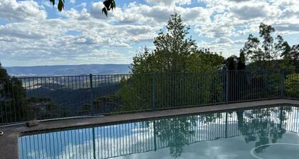 Climbase - Entire guest suite in Mount Victoria, Australia