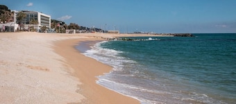 Can Boada Historic XVI cent. Villa   Barcelona  5 min. walk to beach   Renewed 