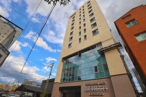 Esterni