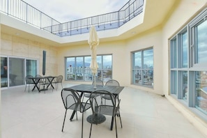 Penthouse, Sea View | Terrace/patio - Hotel BERITH (Sokcho)
