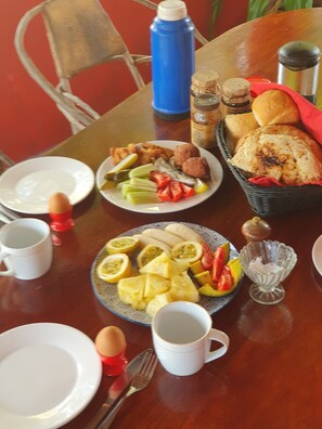 Breakfast meal