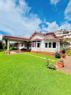 Front of property - BouganVilla (Ootacamund)