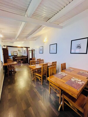 Restaurant - BouganVilla (Ootacamund)