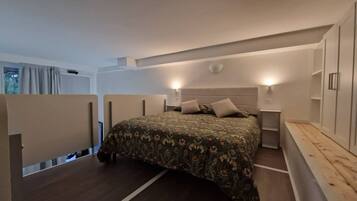 1 camera, ferro/asse da stiro, Wi-Fi, lenzuola