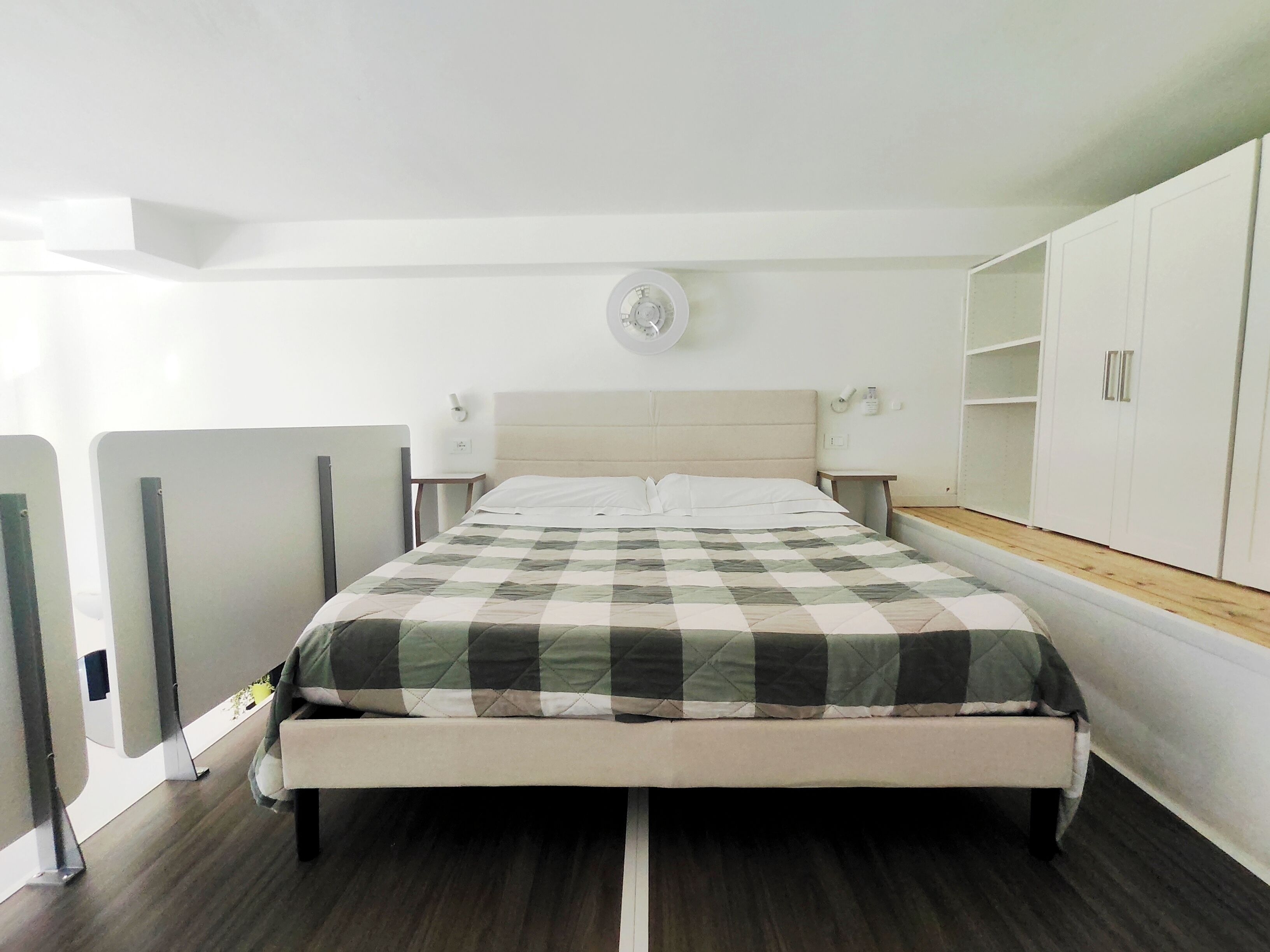 1 quarto, ferros/tábuas de passar roupa, Wi-Fi, roupa de cama